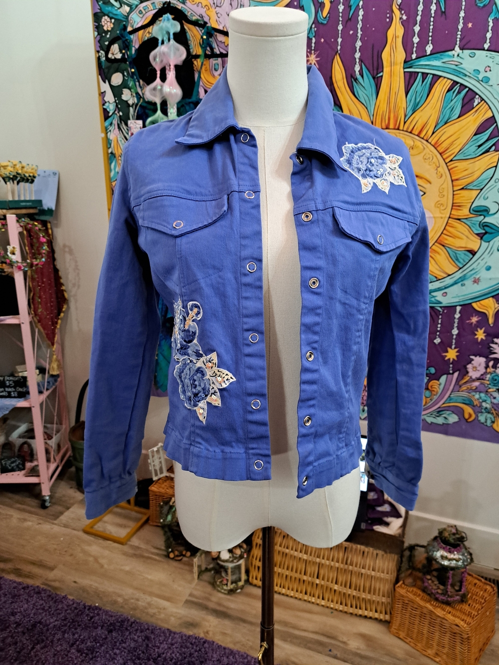 Cobalt  Sequin Rose Embroidered Floral Jacket Globe Trotter Bali Size Small